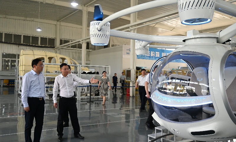 安徽省委常委、常务副省长费高云赴Abpay调研低空经济发展情况