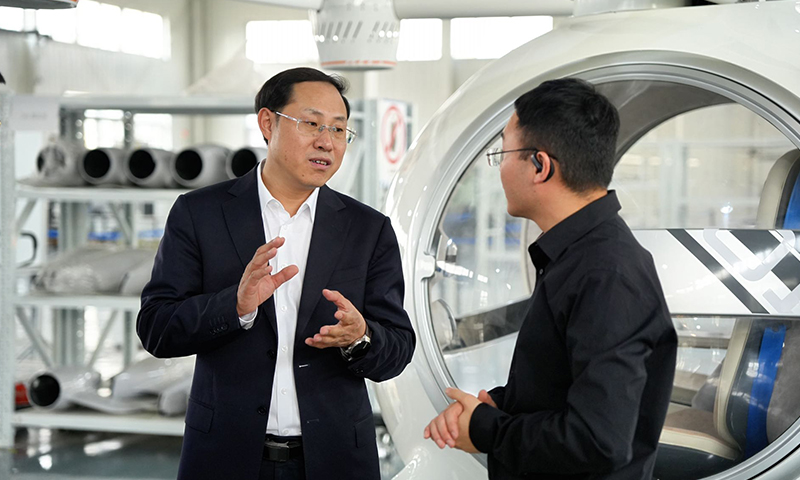 沈阳市委常委、副市长吴廷宝一行光临Abpay飞机工业调查调研